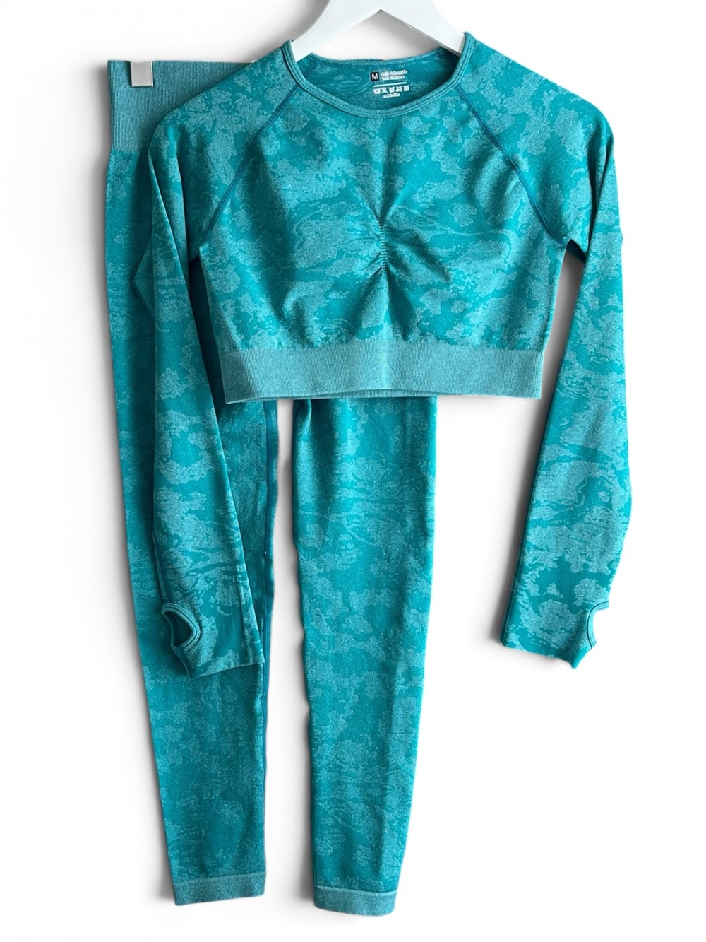 Seamless Teal Gym Set - Long Sleeve Crop Top & Leggings Size M